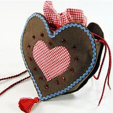 X-Návod na šití taštičky na Oktoberfest