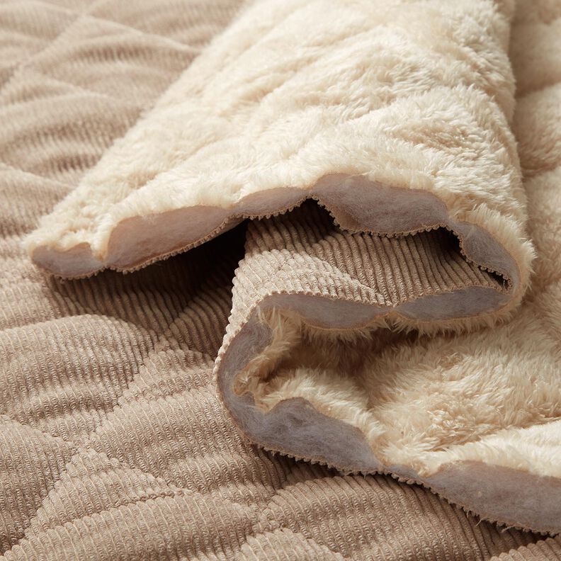 Prošívaná látka Manšestr s diamanty na kožešinovém podkladu – taupe (šedohnědá),  image number 2