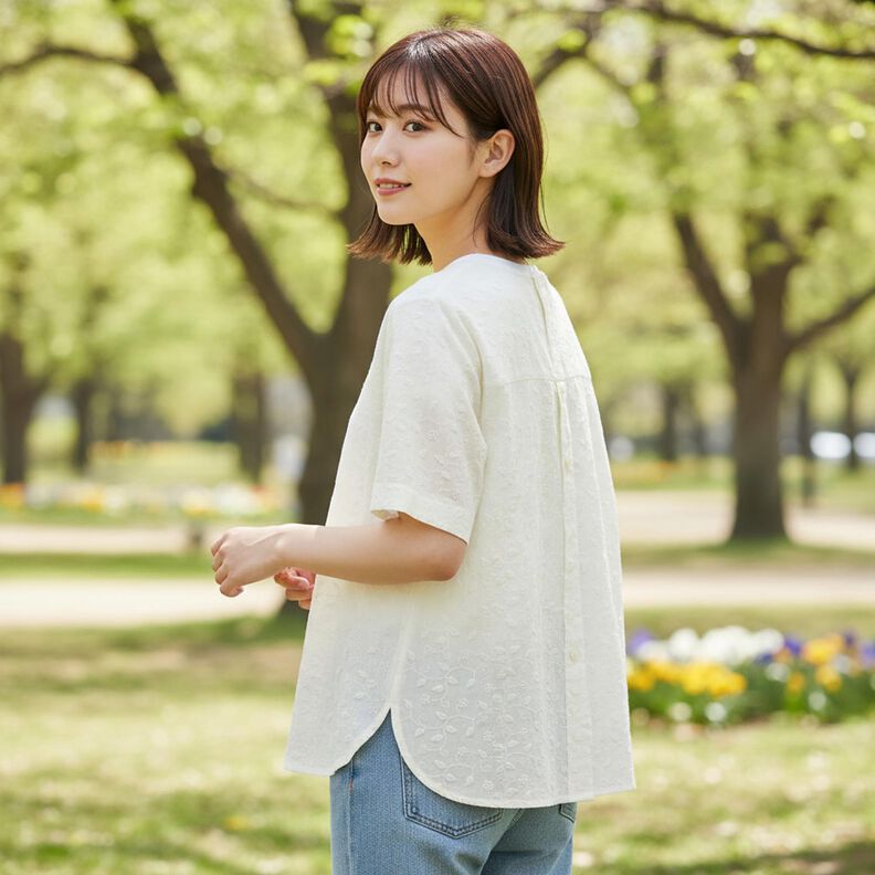 Bavlněn&aacute; l&aacute;tka 3D v&yacute;&scaron;ivka květiny &ndash; b&iacute;l&aacute;,  image number 6