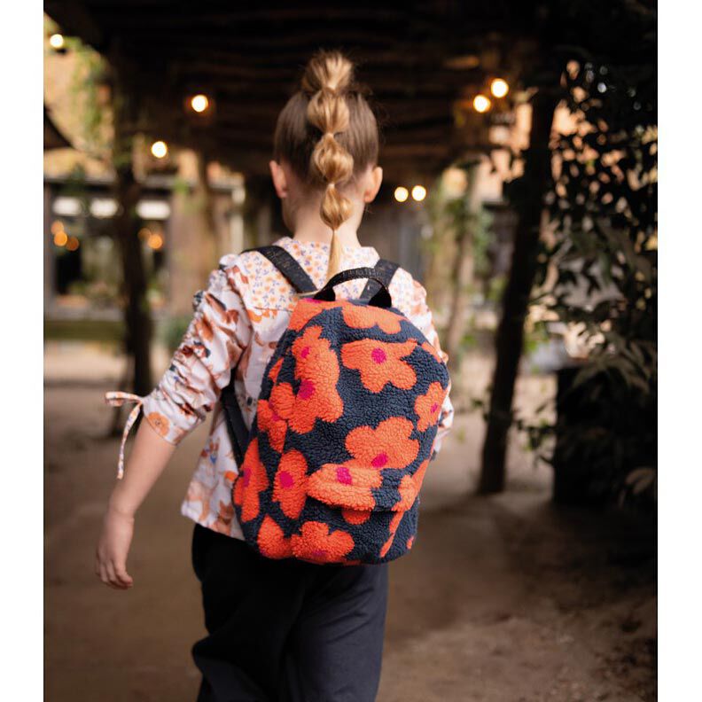 Ply&scaron; teddy Květiny | Poppy Fabrics &ndash; p&iacute;skove hněd&aacute;/světle b&eacute;žov&aacute;,  image number 5