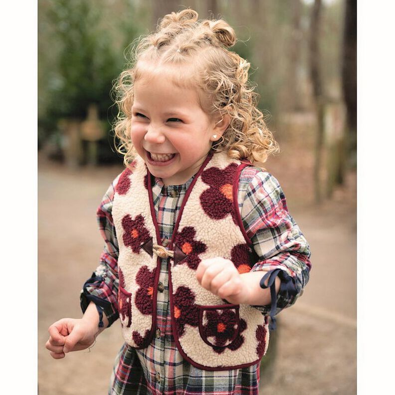 Ply&scaron; teddy Květiny | Poppy Fabrics &ndash; p&iacute;skove hněd&aacute;/světle b&eacute;žov&aacute;,  image number 6